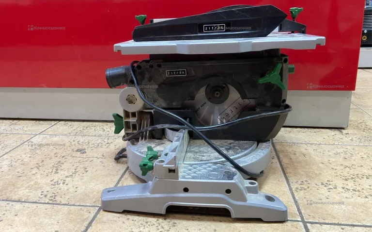 Торцовочная пила ZTL1200/210C