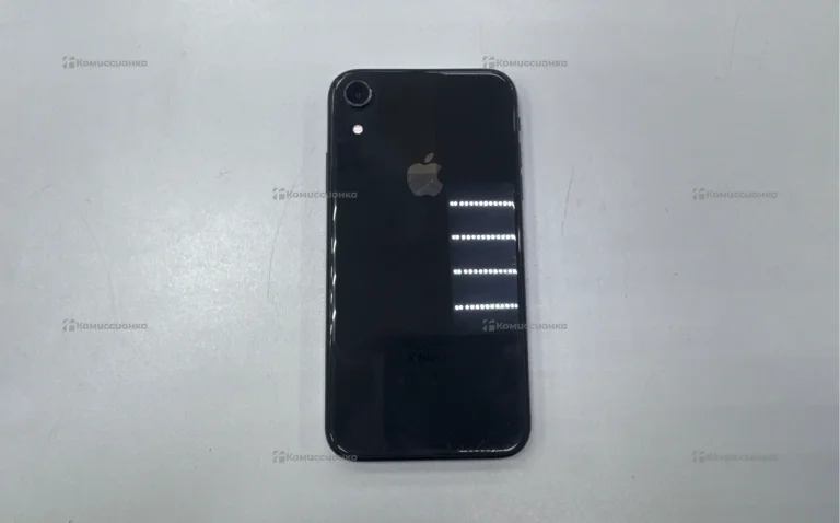 Apple IPhone XR 64 gb.