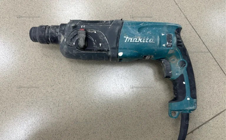 Перфоратор makita HR2470