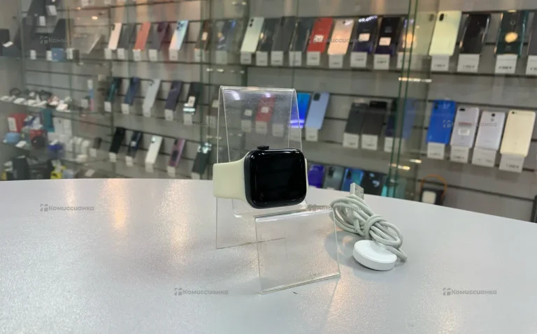 Часы  Apple Watch 6 45