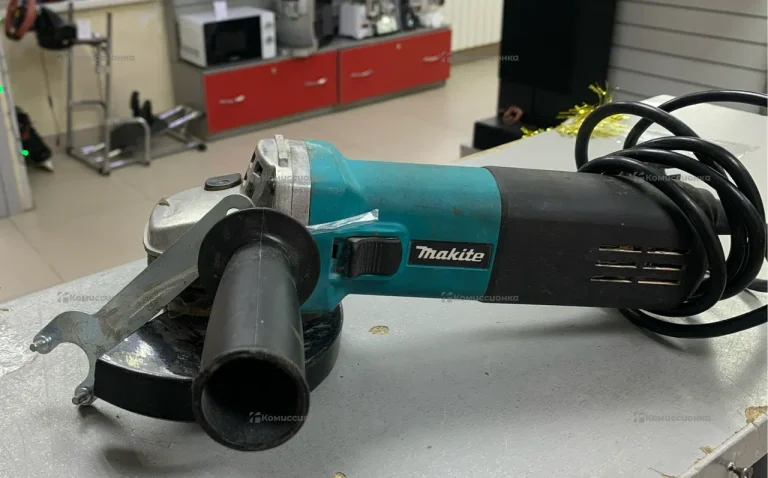 УШМ Makita 9558HB Реплика