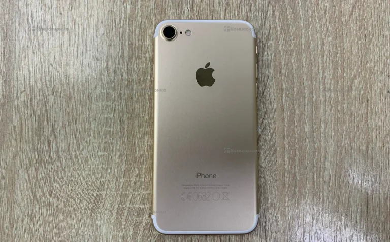 Apple iPhone 7 2/32 ГБ