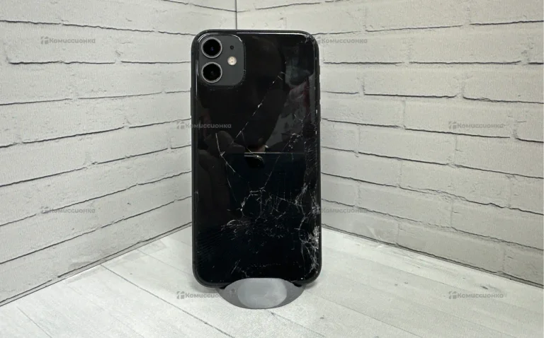 Apple iPhone 11 4/64 ГБ