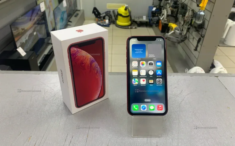 Apple iPhone XR 3/64 ГБ
