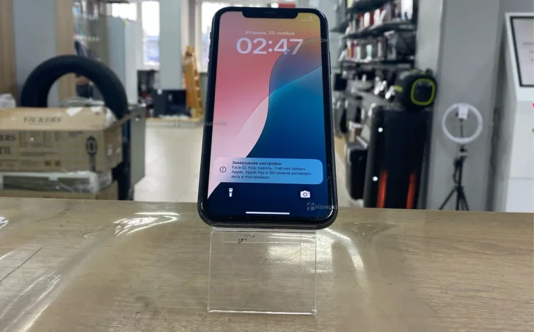 Apple iPhone 11 4/64 ГБ