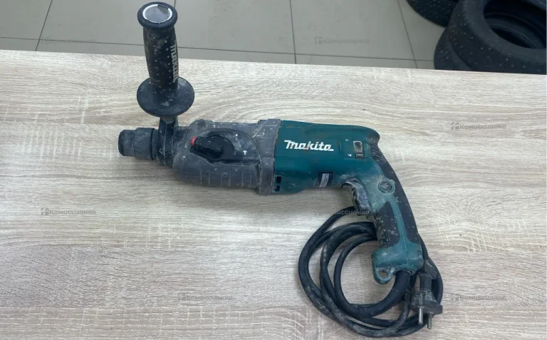 Перфоратор makita HR2470F