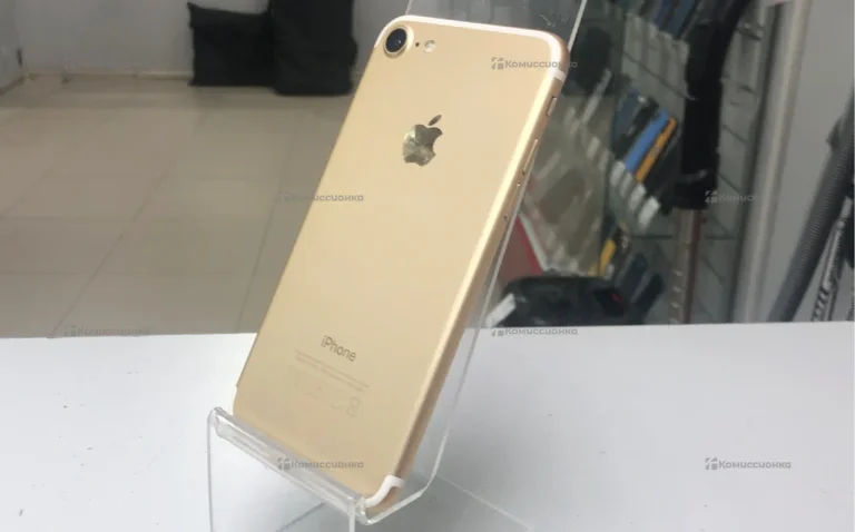 Apple iPhone 7 2/32 ГБ