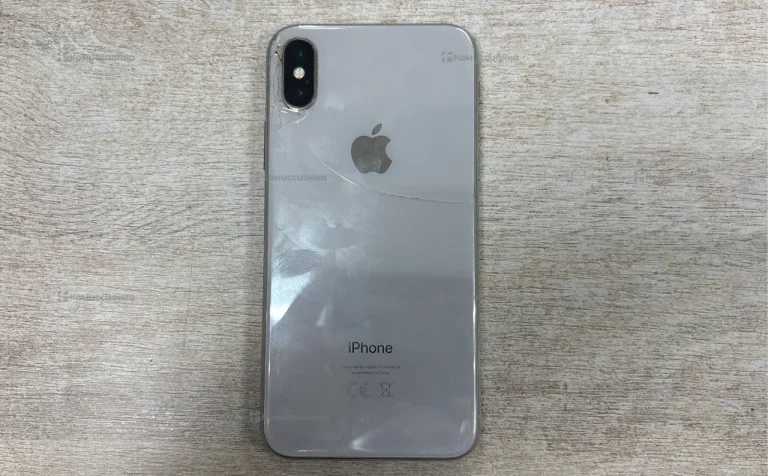 Apple iPhone X 3/64 ГБ