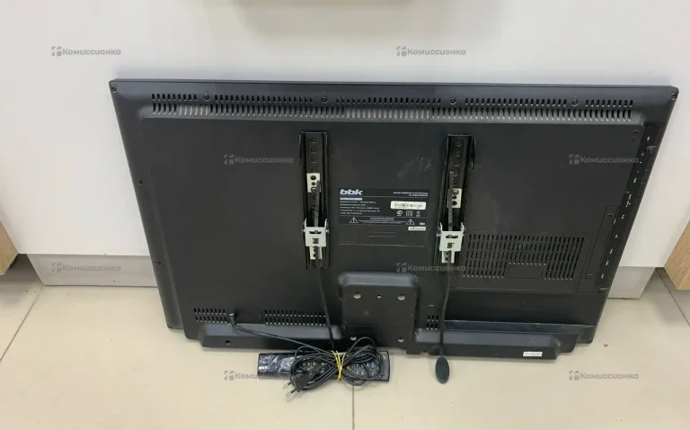 Телевизор Bbk LEM3289F