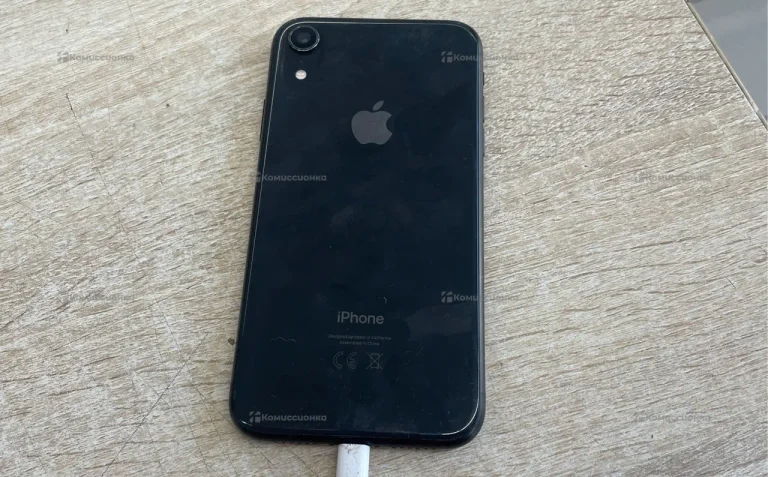 Apple iPhone XR 3/64 ГБ