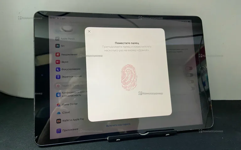 Планшет Apple iPad AIR 3-го поколения