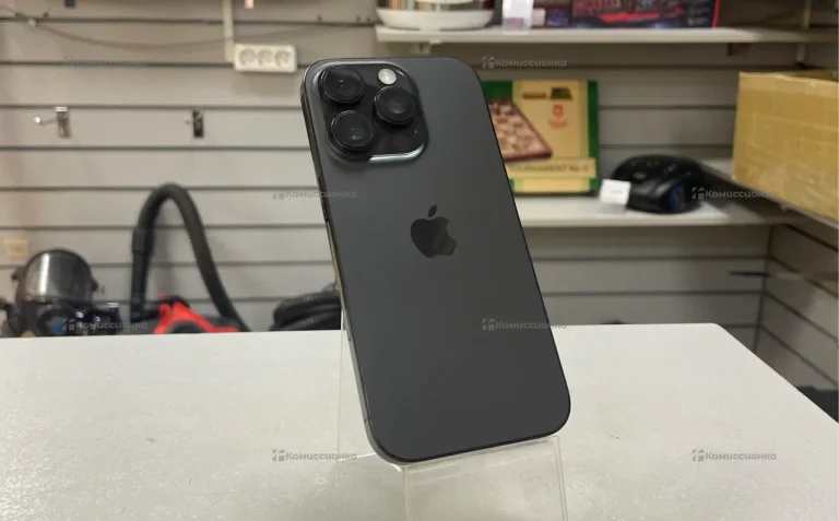 Apple iPhone 16 Pro 8/128 ГБ