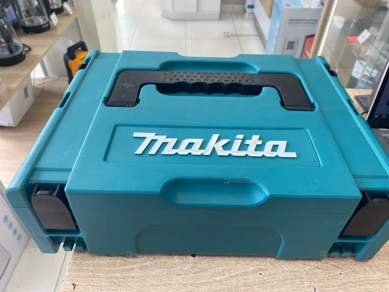 набор аккумуляторный гайковерт и ушм Makita (реп)