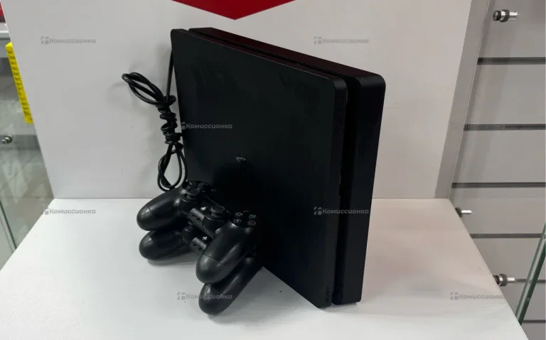 Приставка PS4 Slim 1Tb