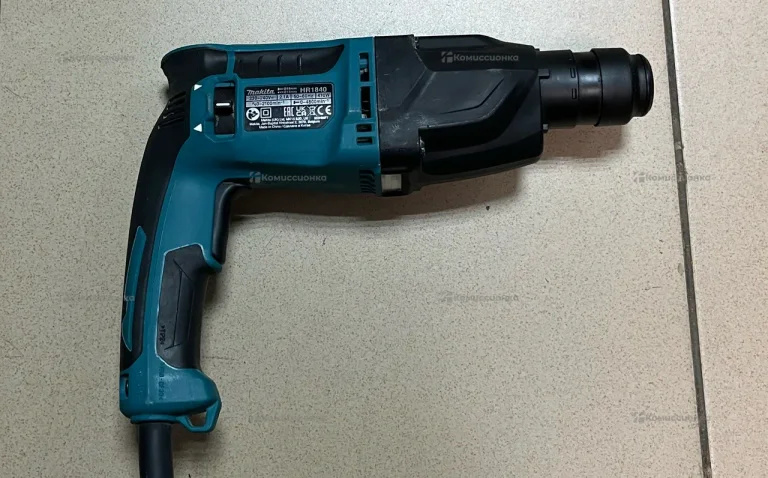 Перфоратор makita HR1840