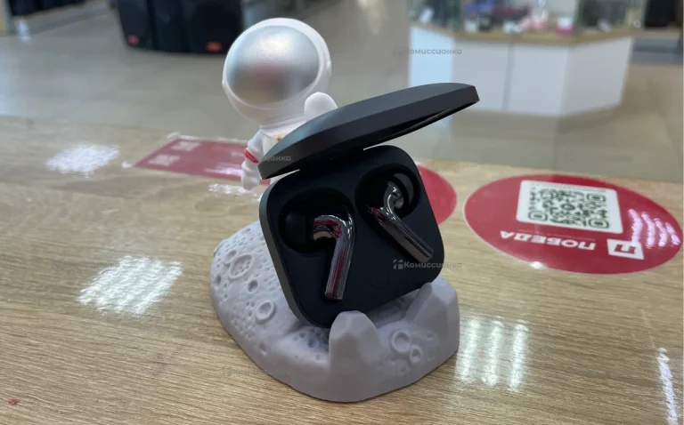 Наушники  Oneplus buds 3