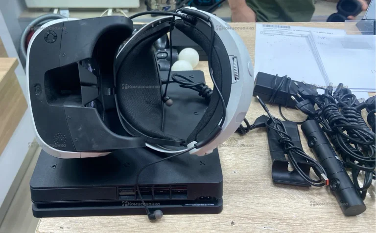 Приставка Sony PS4 Fat 1TB + VR очки