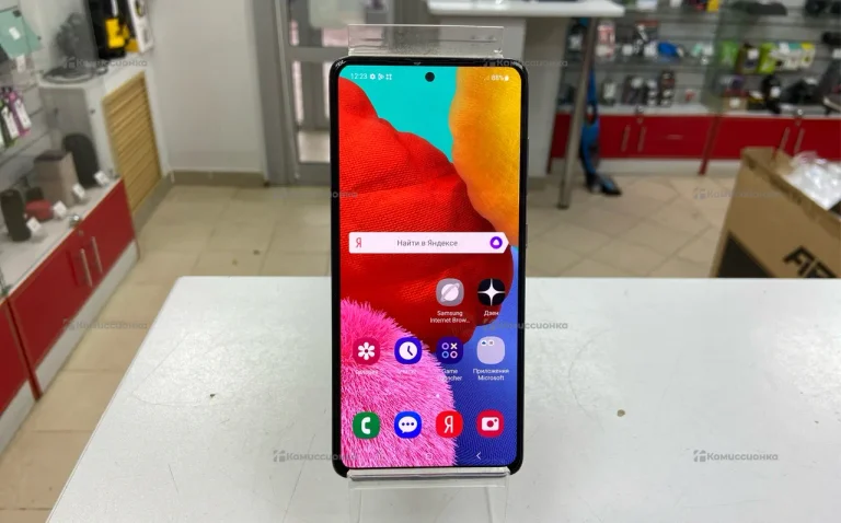 Samsung Galaxy A51 4/64 ГБ