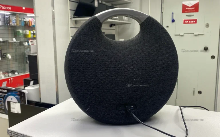 Колонка  Harman Kardin Onyx studio 5