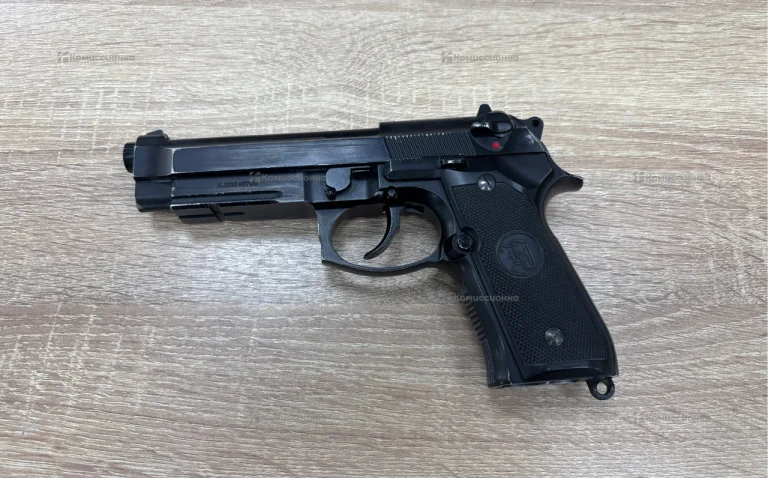 Страйкбольный пистолет KJW Beretta M9A1 Gas GBB B