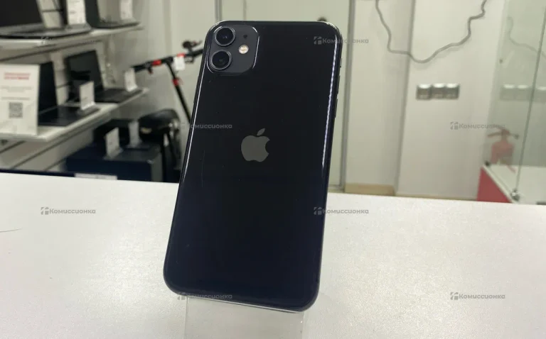 Apple iPhone 11 4/128 ГБ