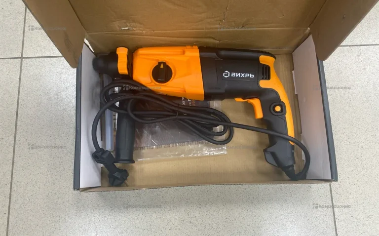Перфоратор ВИХРЬ П-750