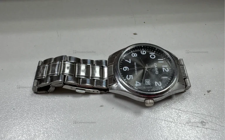 Часы  Casio