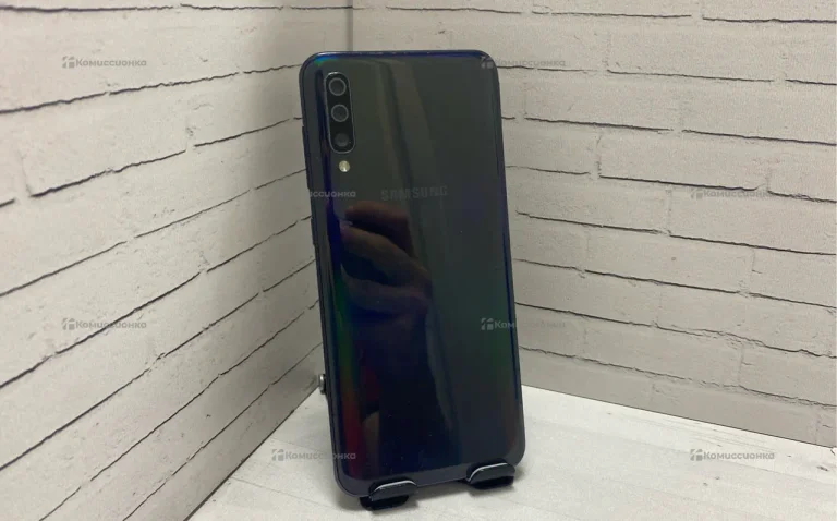 Samsung Galaxy A50 4/64 ГБ