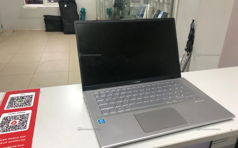 Ноутбук  asus VivoBook