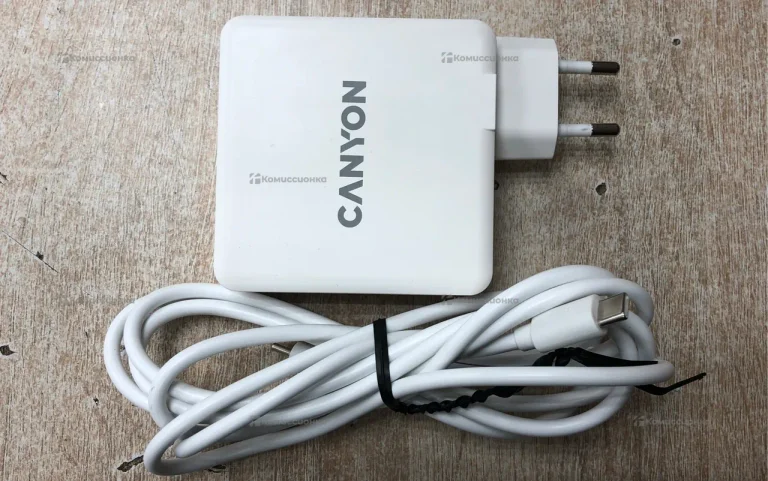 ЗУ Canyon + кабель.