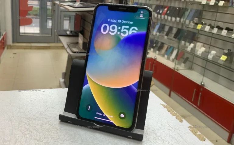Apple iPhone X 3/256 ГБ