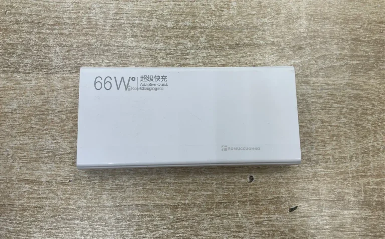 Power Bank белый