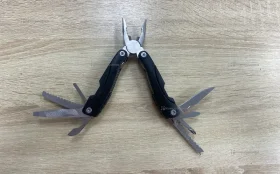 Купить Мультитул черный б/у , в Казань Цена:600рублей