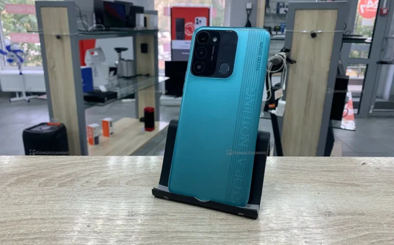 Tecno spark 8c 4 64