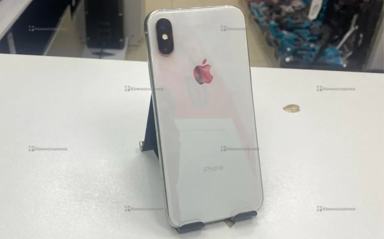 Apple iPhone X 3/64 ГБ
