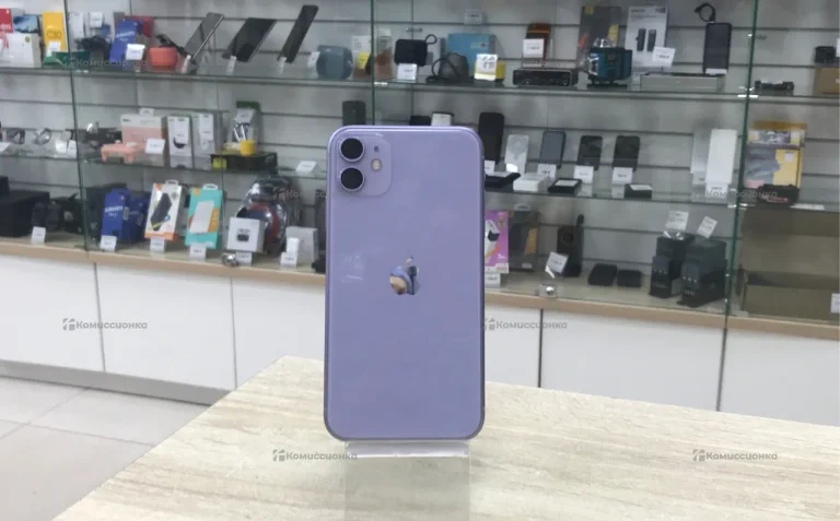 Apple iPhone 11 4/64 ГБ