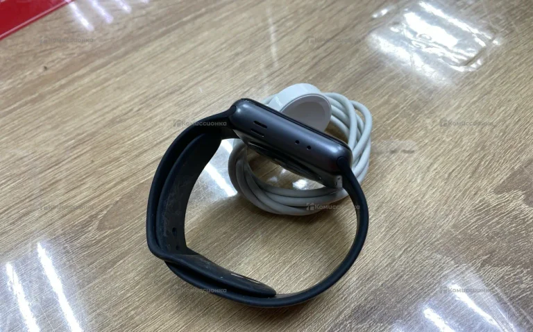 Часы  Apple Watch 3 42mm