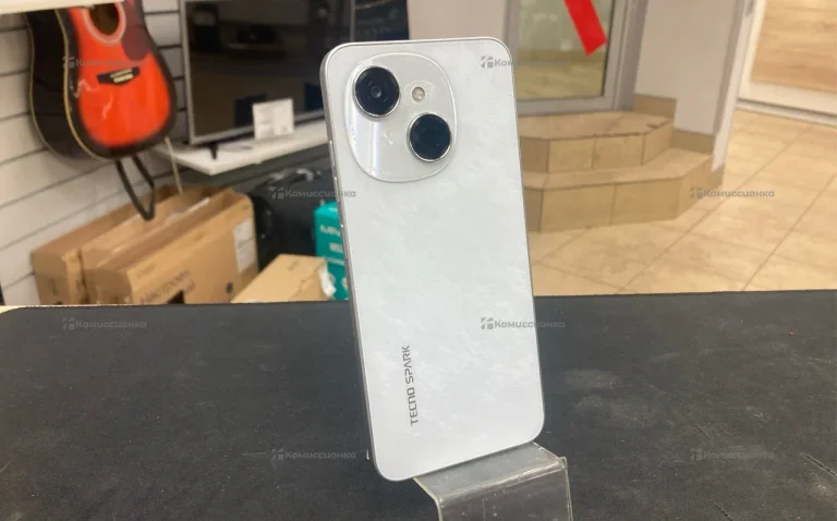 Tecno Spark Go 1 4/128 ГБ
