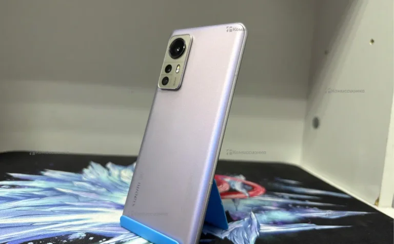 Xiaomi 12 8/256 ГБ