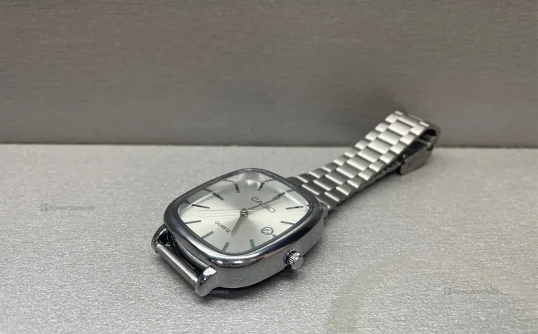 Часы Casio A168