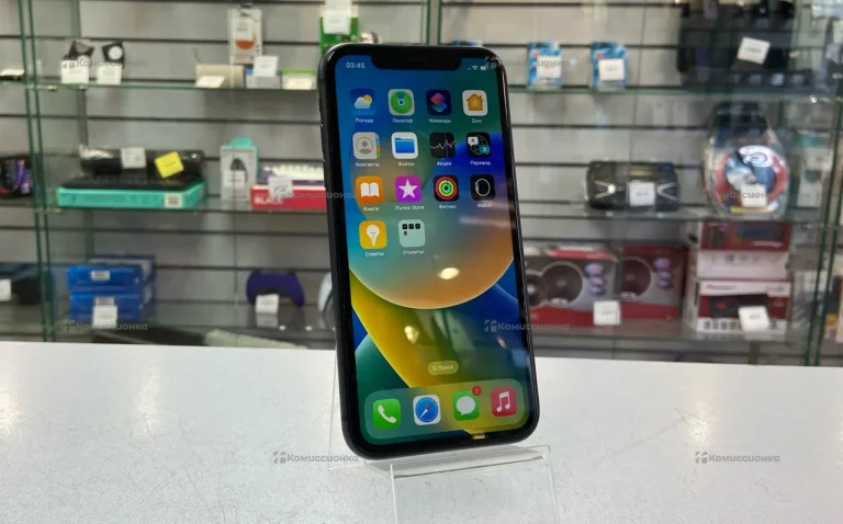 Apple iPhone 11 4/128 ГБ