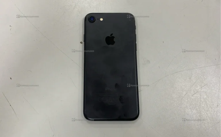 Apple iPhone 7 2/32 ГБ