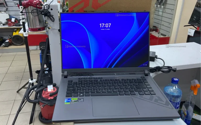 Ноутбук Asus ROG Strix J614J