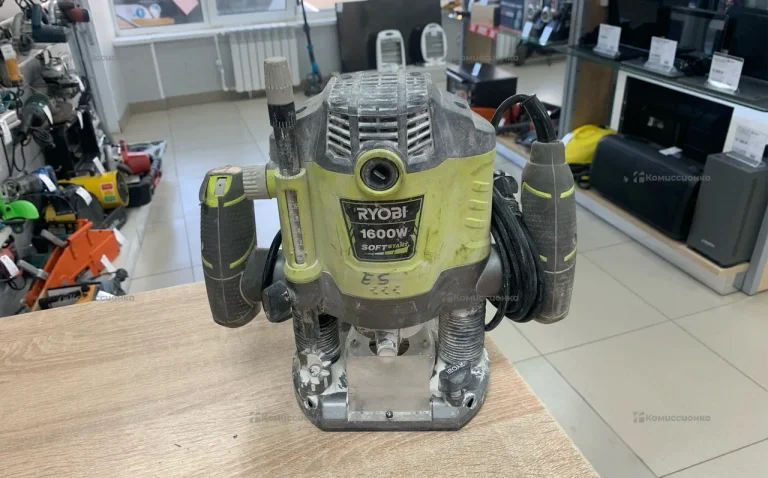 Фрезер Ryobi RRT1600-K