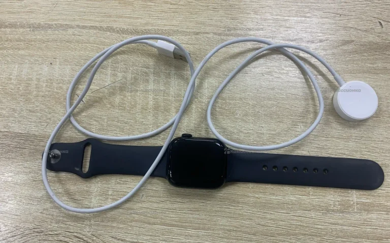 Часы  Apple Watch Siries 8