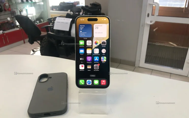 Apple iPhone 16 8/128 ГБ