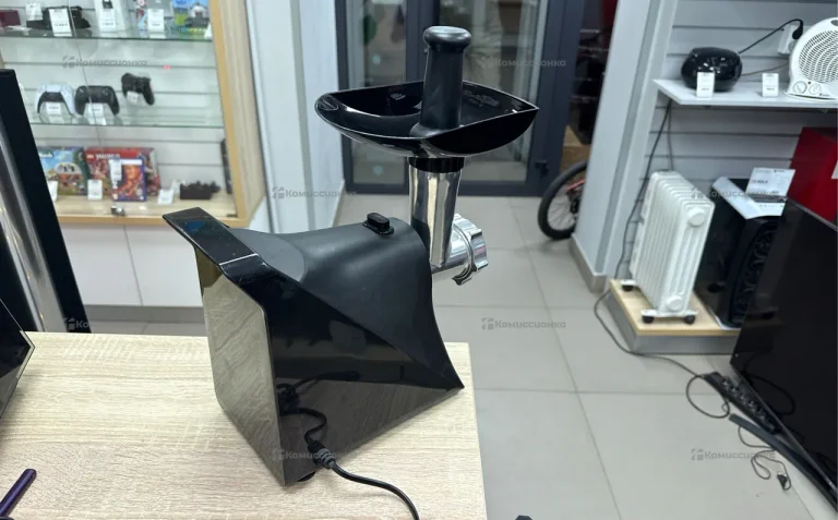 Мясорубка REDMOND RMG1236