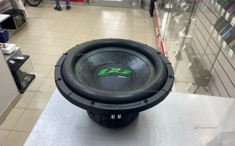 Сабвуфер Deaf Bonce DB-SA305 D2