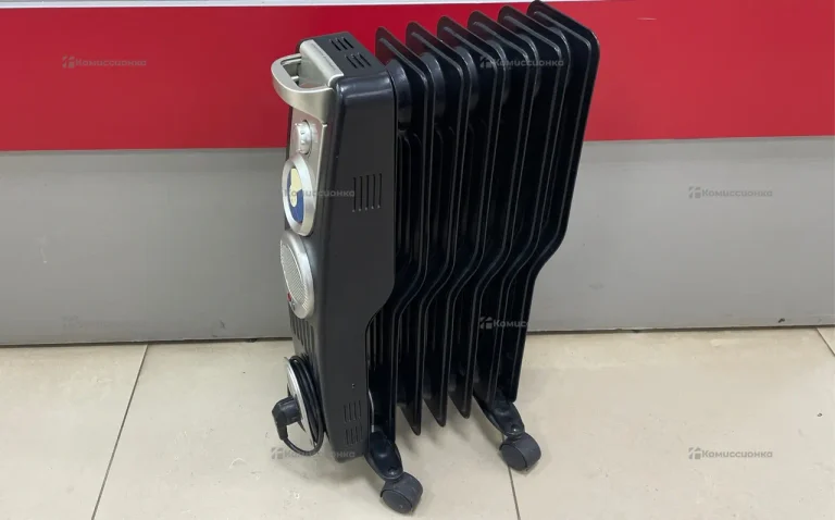 Обогреватель масляный черный