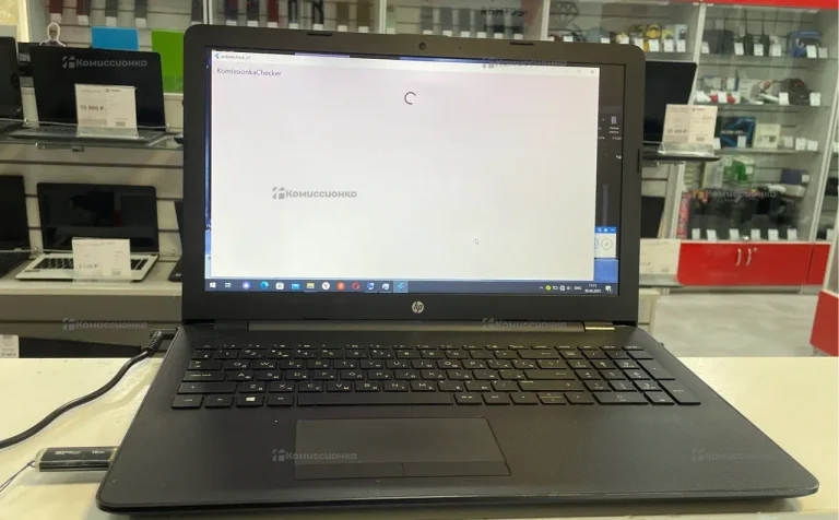 Ноутбук HP 15-bw551ur